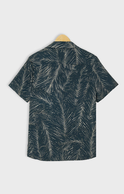 Dense_Leaves Casual short-sleeve button-up shirt